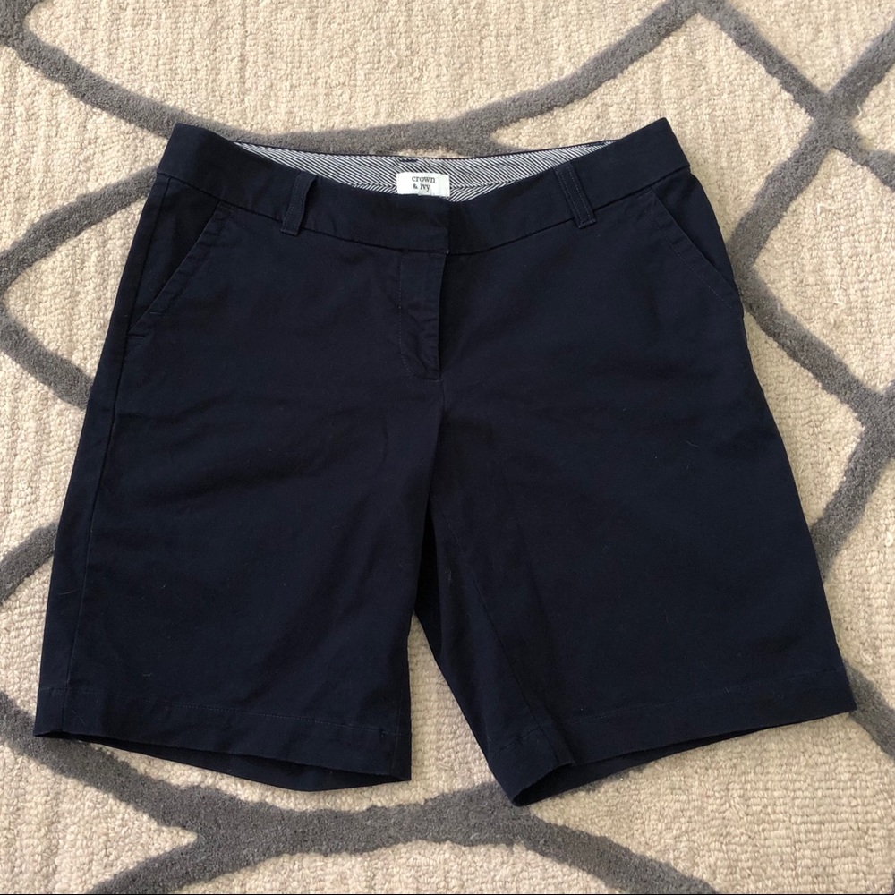 Like New Crown & Ivy Navy Shorts